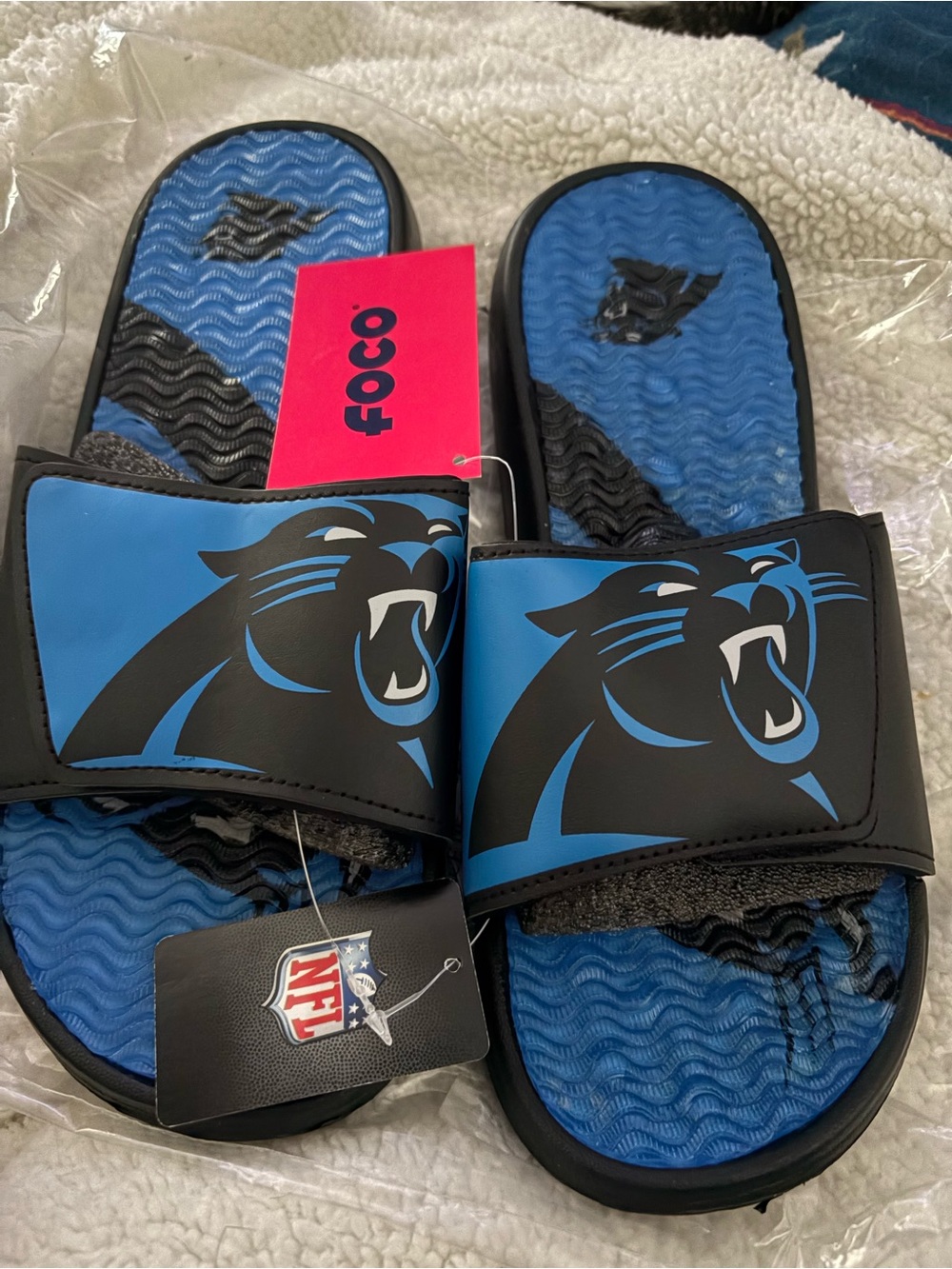 FOCO Carolina Panthers Men's Blue & Black Slide Sandals
